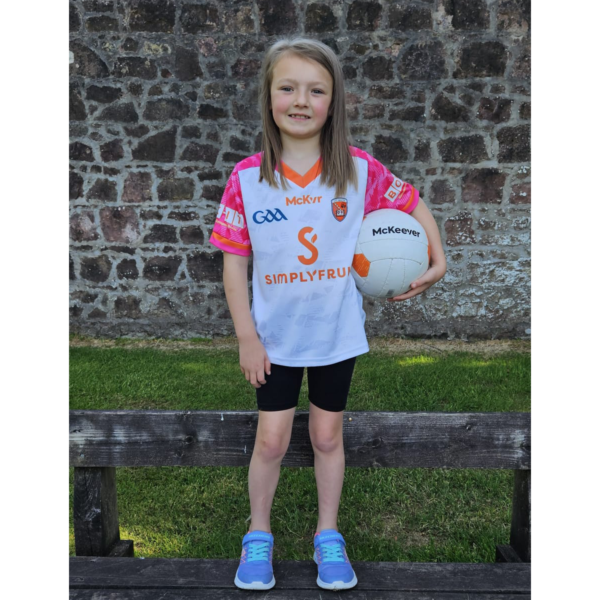 Mc Keever Armagh GAA Boost Training Jersey - Youth - White/Pink