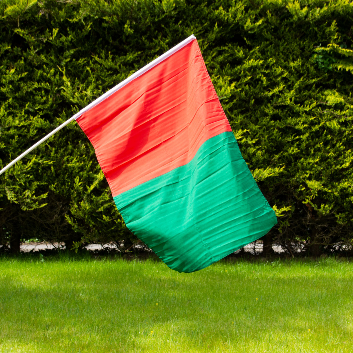 Mc Keever Sports Red/Green Half and Half Flag