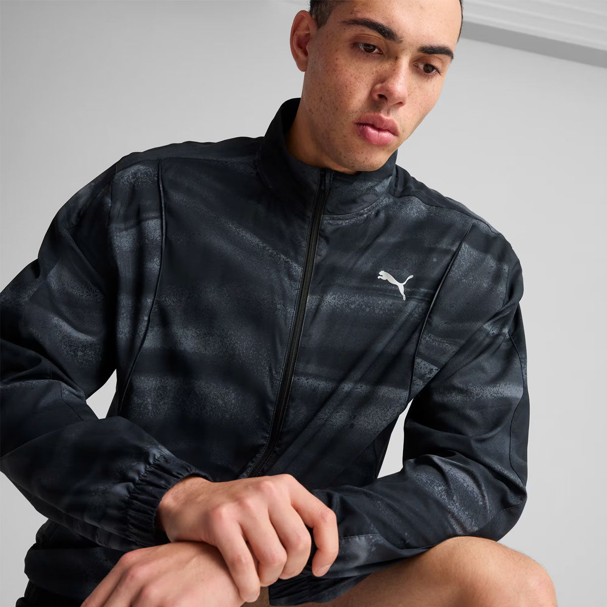 Puma Run Velocity AOP Jacket - Mens - Black